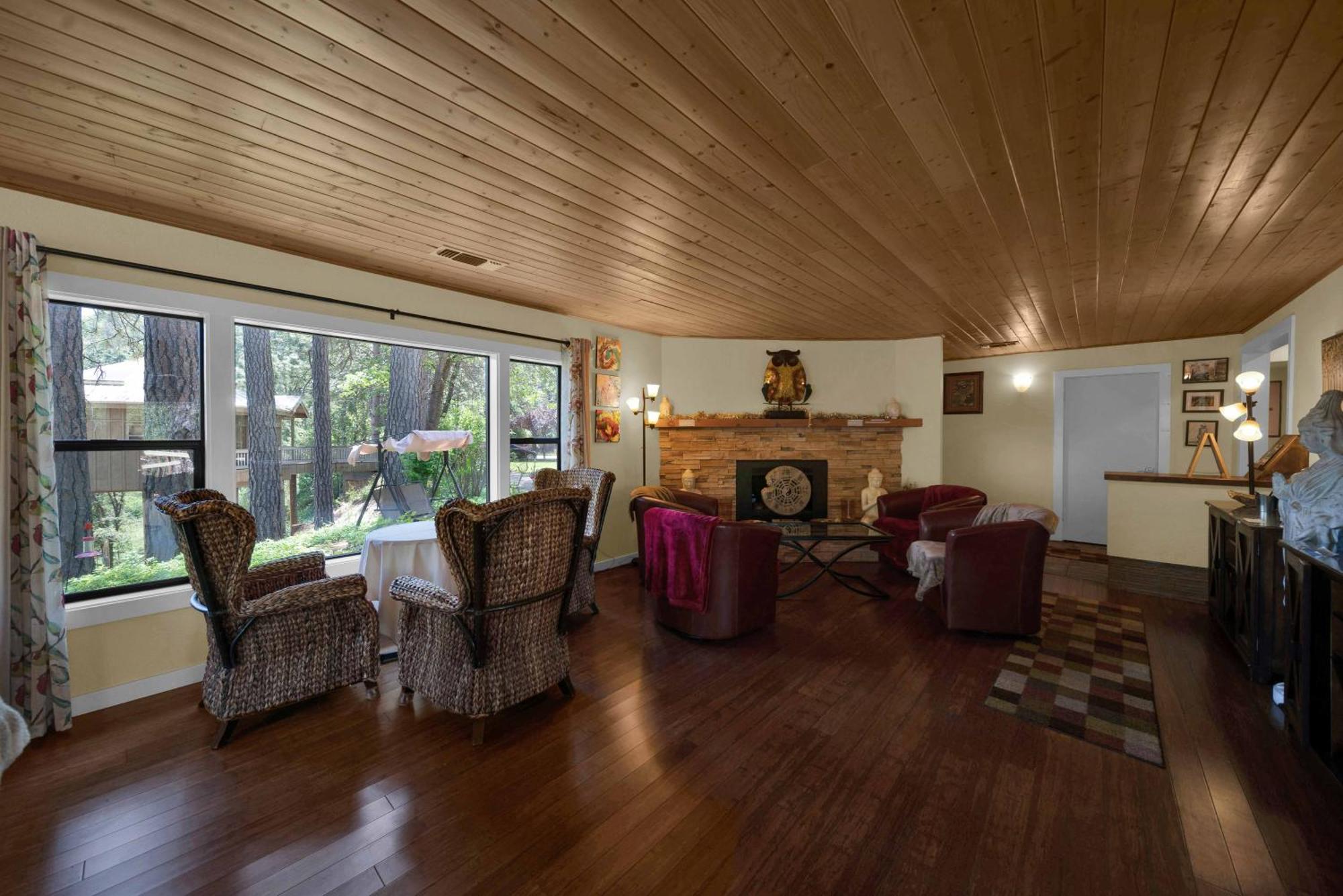 Lakehead The Inn At Shasta Lake المظهر الخارجي الصورة